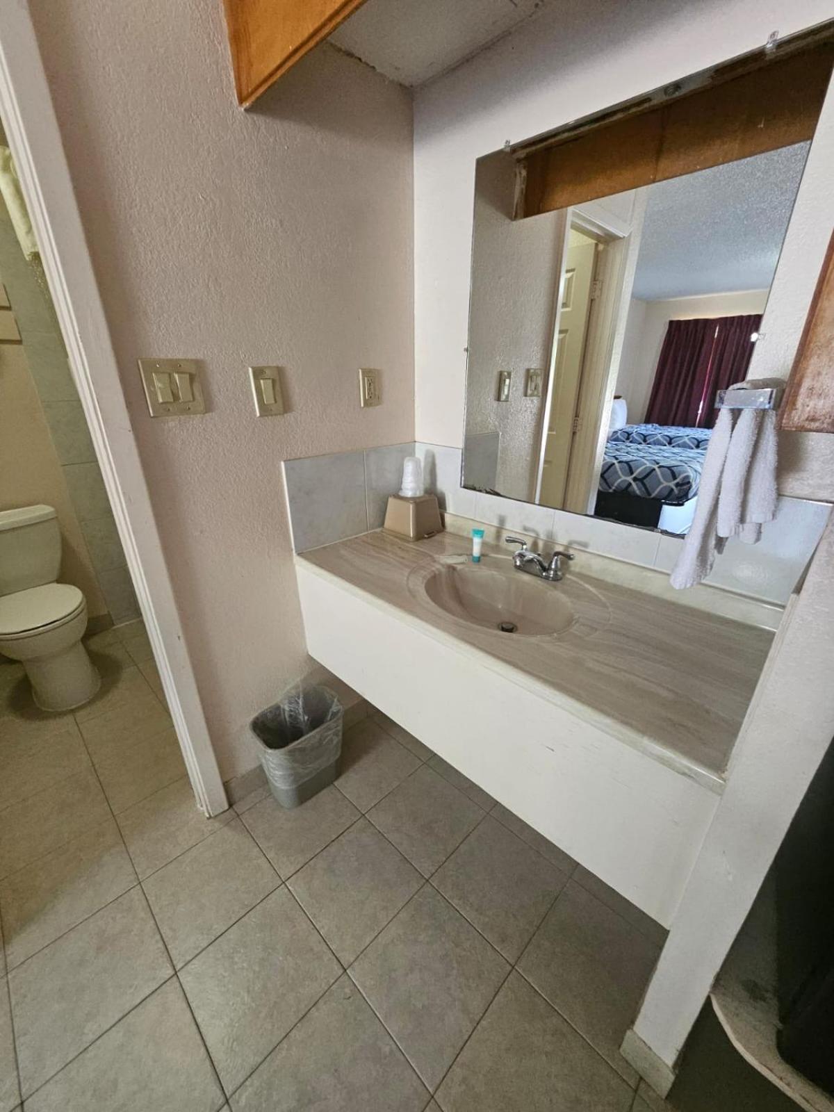 Regency Inn Jewett Esterno foto